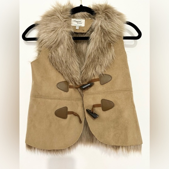 Mayoral vest size 14 girl winter fall toggle buttons faux fur boho western warm - Picture 1 of 3